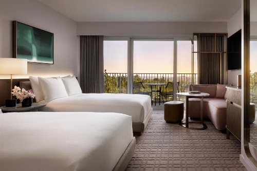Fairmont Century Plaza image 16